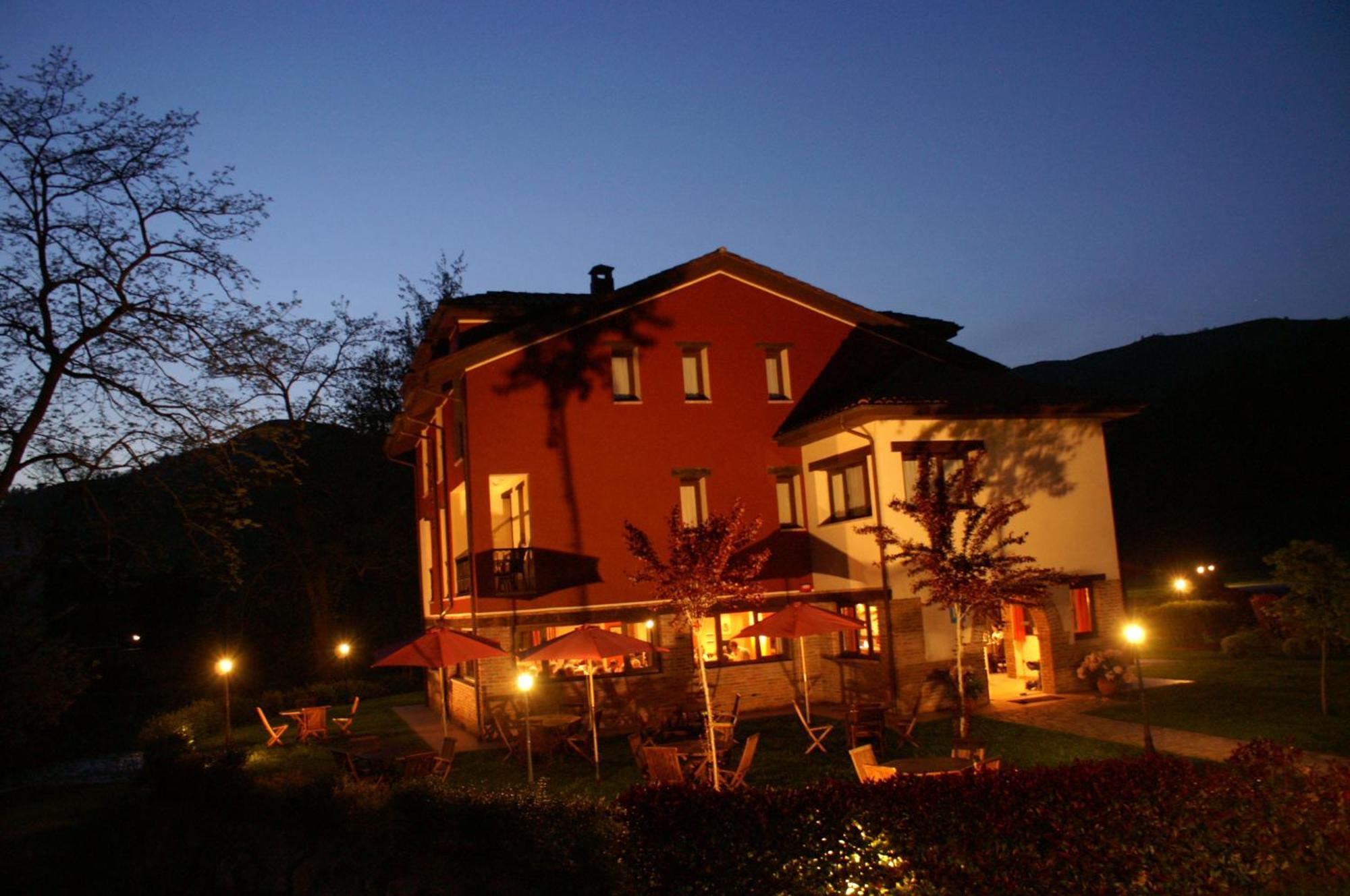 Hotel Rural Casa De Campo Soto De Cangas Exterior photo