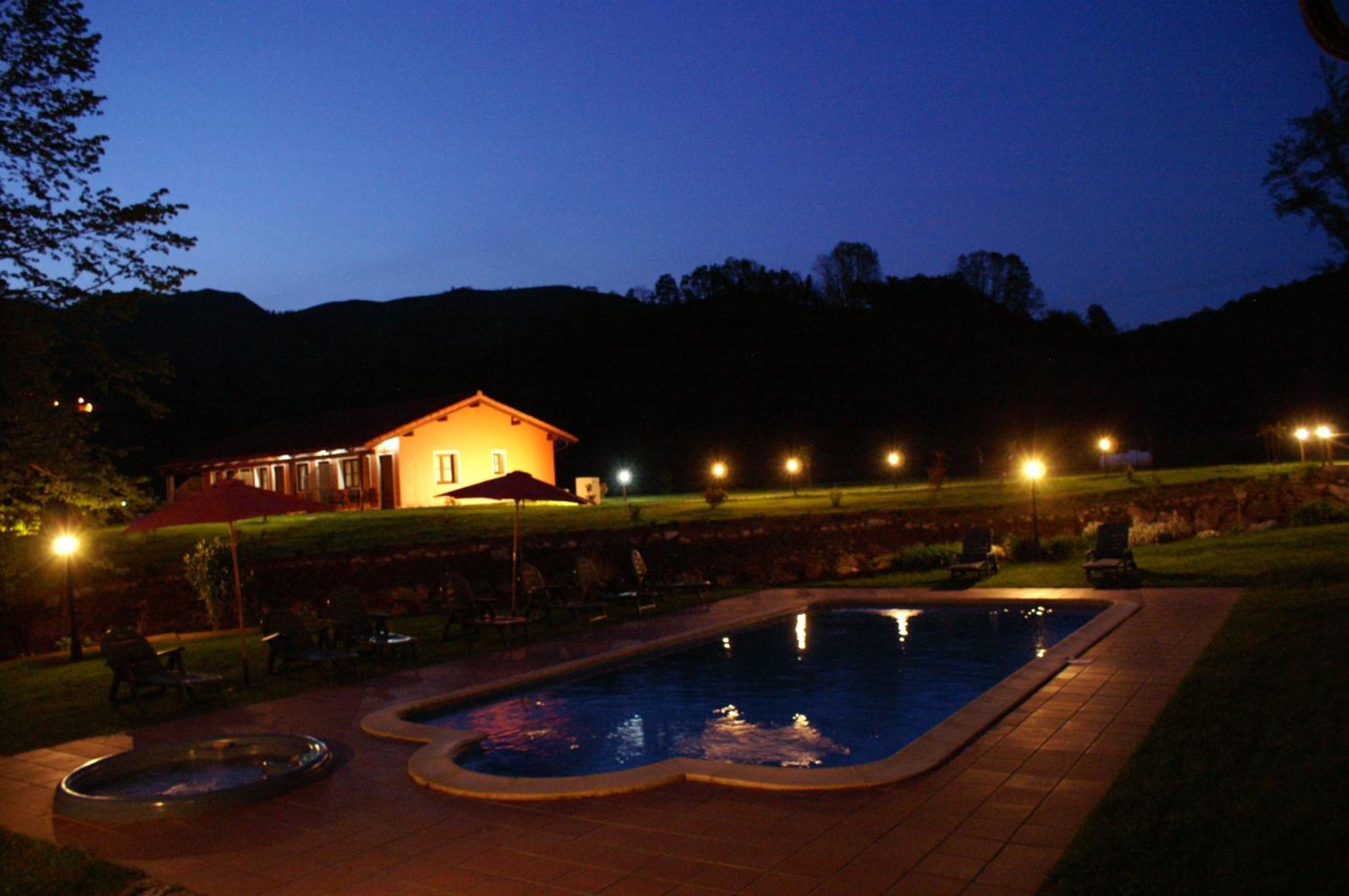 Hotel Rural Casa De Campo Soto De Cangas Exterior photo